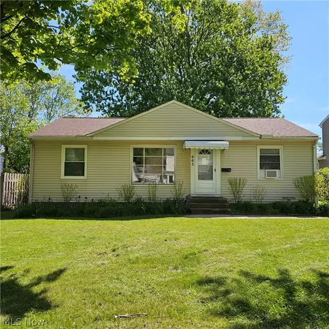 665 Cherokee Trl, Willoughby, OH 44094