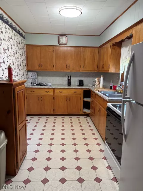 Kitchen - 303 W Main St, Andover, OH 44003 photo 2 of 2