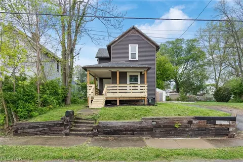 200 19th St NW, Barberton, OH 44203