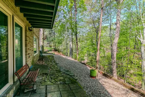 Exterior - 6811 Drexel Dr, Seven Hills, OH 44131 photo 11 of 15