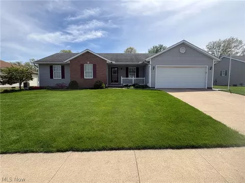 4825 Woodstone Ave NW, Massillon, OH 44647