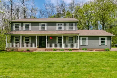 16730 Brigadoon Dr, Chagrin Falls, OH 44023