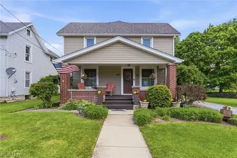 225 Woodward St, Bellevue, OH 44811
