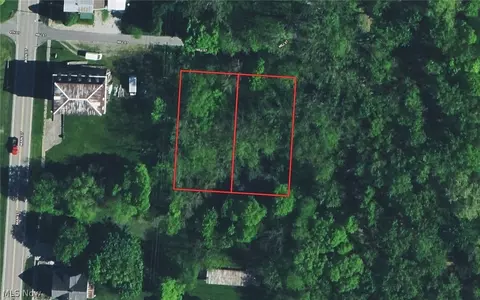1295 Mill St, Evansport, OH 43519