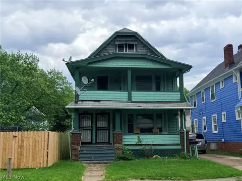 16308 Nela View Rd, Cleveland, OH 44112