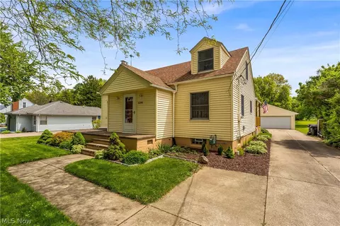 5295 Broadway, Lorain, OH 44052 photo 37