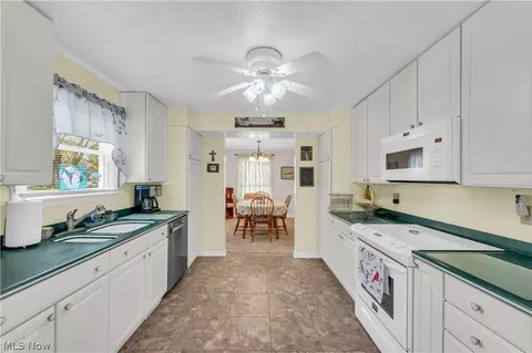 Kitchen - 5295 Broadway, Lorain, OH 44052 photo 3 of 3