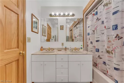 5295 Broadway, Lorain, OH 44052 photo 19