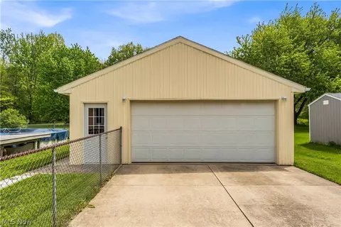 5295 Broadway, Lorain, OH 44052 photo 31