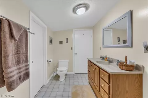 5295 Broadway, Lorain, OH 44052 photo 23