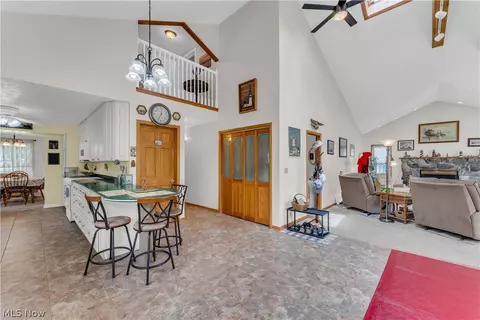 5295 Broadway, Lorain, OH 44052 photo 12