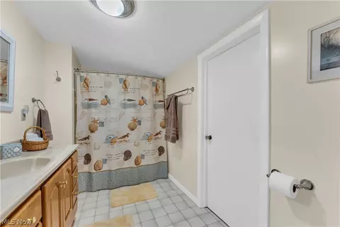 5295 Broadway, Lorain, OH 44052 photo 22