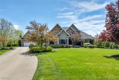 2955 Sutton Ln, Medina, OH 44256