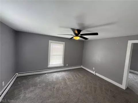 428 West Ave, Elyria, OH 44035 photo 10