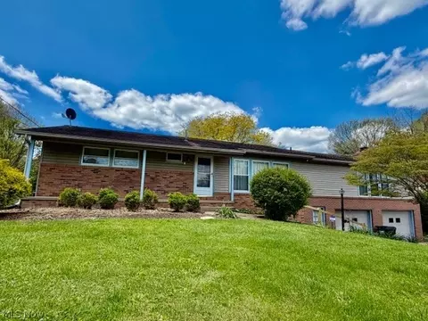 6867 Wren Ave NW, North Canton, OH 44720