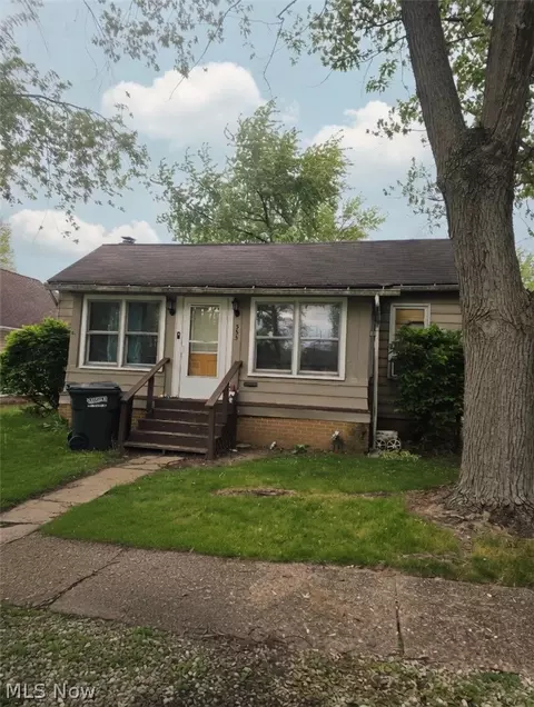 355 E Oregon Ave, Sebring, OH 44672