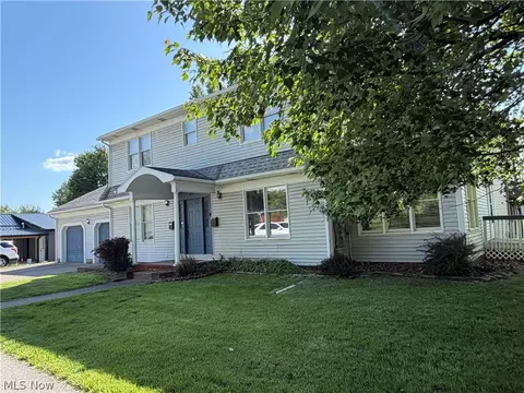 600 Schultz St #A & B, Parkersburg, WV 26101