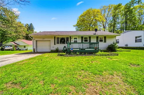 3146 Spencer Dr, Geneva, OH 44041