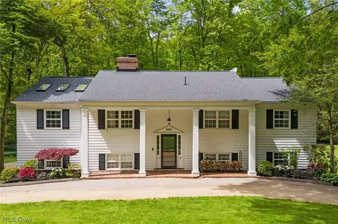 2000 Berkshire Rd, Gates Mills, OH 44040