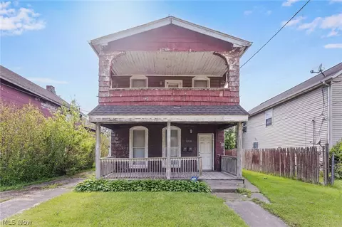 3238-3240 E 49th St, Cleveland, OH 44127