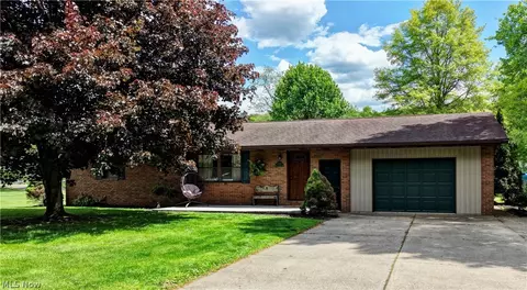 2065 Midvale Mine Rd SE, Dennison, OH 44621