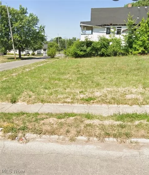 797 E 125th St, Cleveland, OH 44108