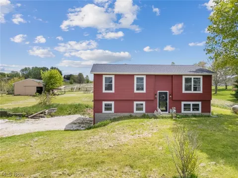 4588 S Elyria Rd, Shreve, OH 44676