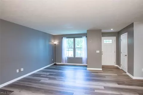 Living - 291 Karson Dr, Akron, OH 44312 photo 1 of 2