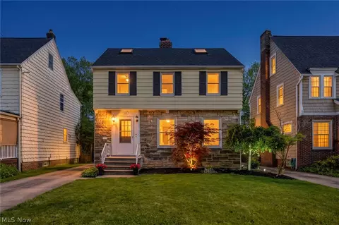 2181 Cranston Rd, University Heights, OH 44118