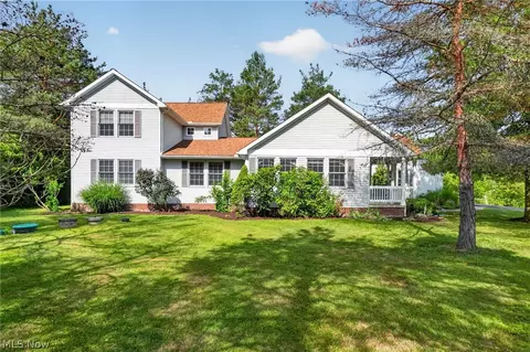 13780 Caves Rd, Novelty, OH 44072