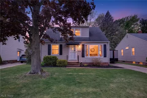 Exterior - 2258 E 290th St, Wickliffe, OH 44092 photo 2 of 11