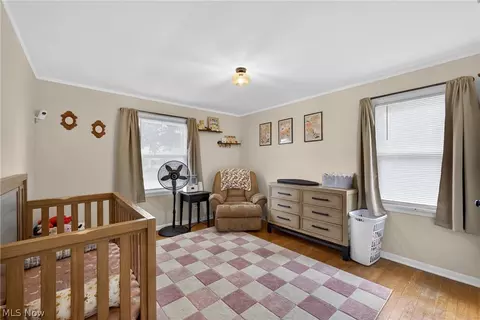 Bedroom - 2258 E 290th St, Wickliffe, OH 44092 photo 5 of 9