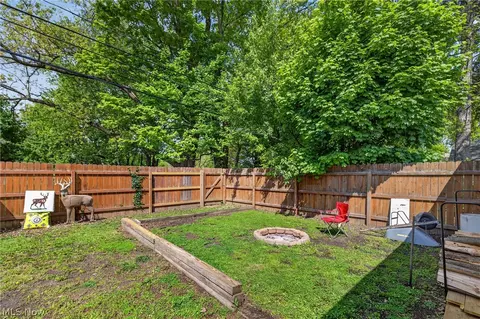 Exterior - 2258 E 290th St, Wickliffe, OH 44092 photo 11 of 11