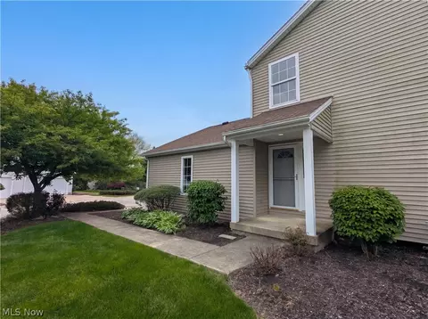 1352 Meadow Run, Copley, OH 44321