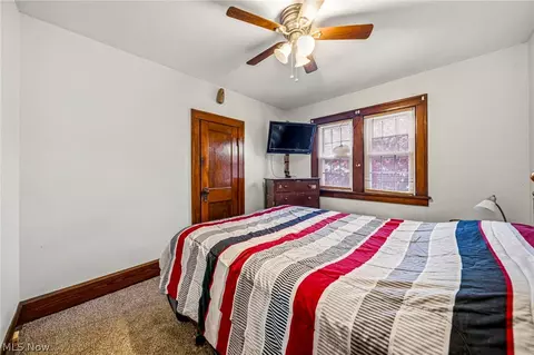Bedroom - 1728 Harbor Ave, Ashtabula, OH 44004 photo 5 of 6