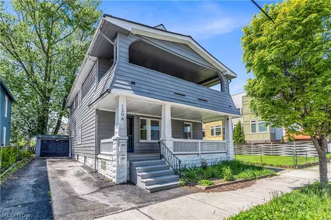 1304 W 73rd St, Cleveland, OH 44102