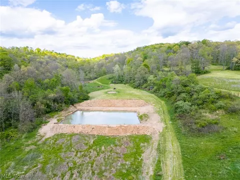 69800 Skull Fork Rd, Freeport, OH 43973