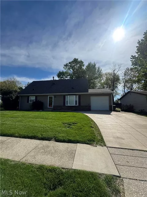 501 Tammery Dr, Tallmadge, OH 44278