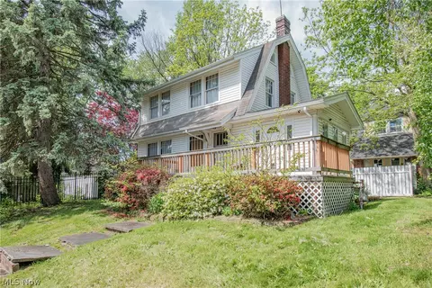 1580 Preston Ave, Akron, OH 44305