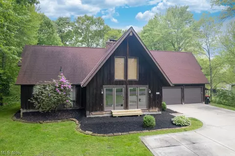 3771 Selnik Rd, Kent, OH 44240 photo 2