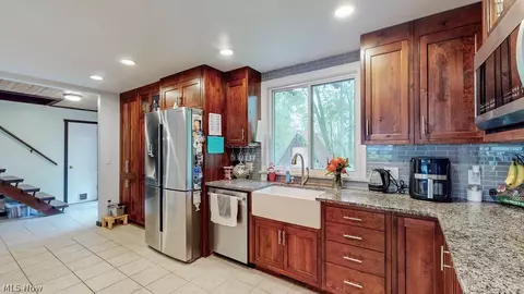 3771 Selnik Rd, Kent, OH 44240 photo 8