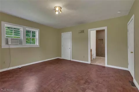 Bedroom - Undisclosed, Corning, OH 43730 photo 2 of 4
