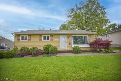526 N Harmony St, Medina, OH 44256