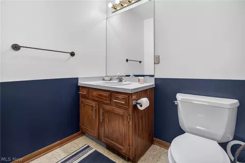 Bath - 438 Hampton Dr, Elyria, OH 44035 photo 2 of 4