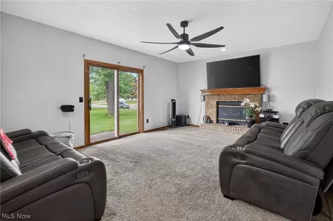 Living - 438 Hampton Dr, Elyria, OH 44035 photo 3 of 5
