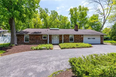 27103 Hilliard Blvd, Westlake, OH 44145