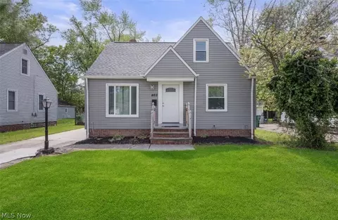 468 E 305th St, Willowick, OH 44095