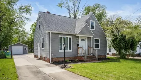 Exterior - 468 E 305th St, Willowick, OH 44095 photo 1 of 3