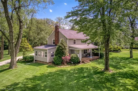 1566 Northeast Ave, Tallmadge, OH 44278