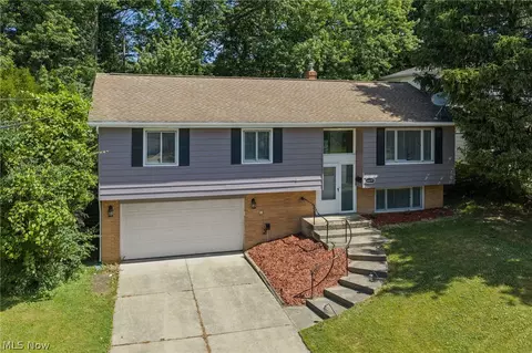 4609 Telhurst Rd, South Euclid, OH 44121